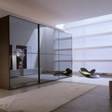 "Xian" - Bedroom and living area